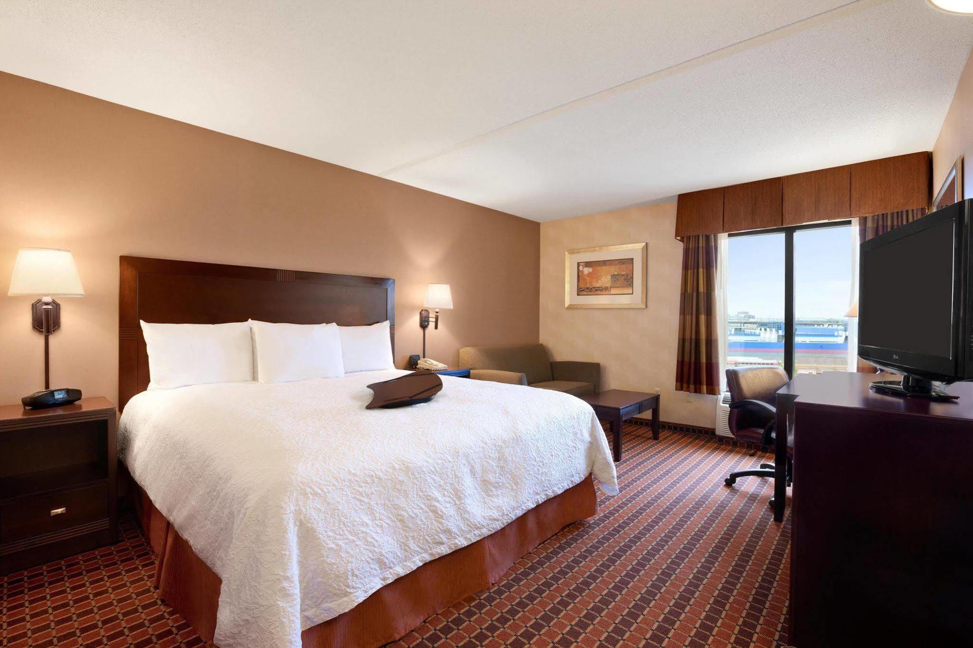 Hampton Inn By Hilton Boston/Cambridge Dış mekan fotoğraf
